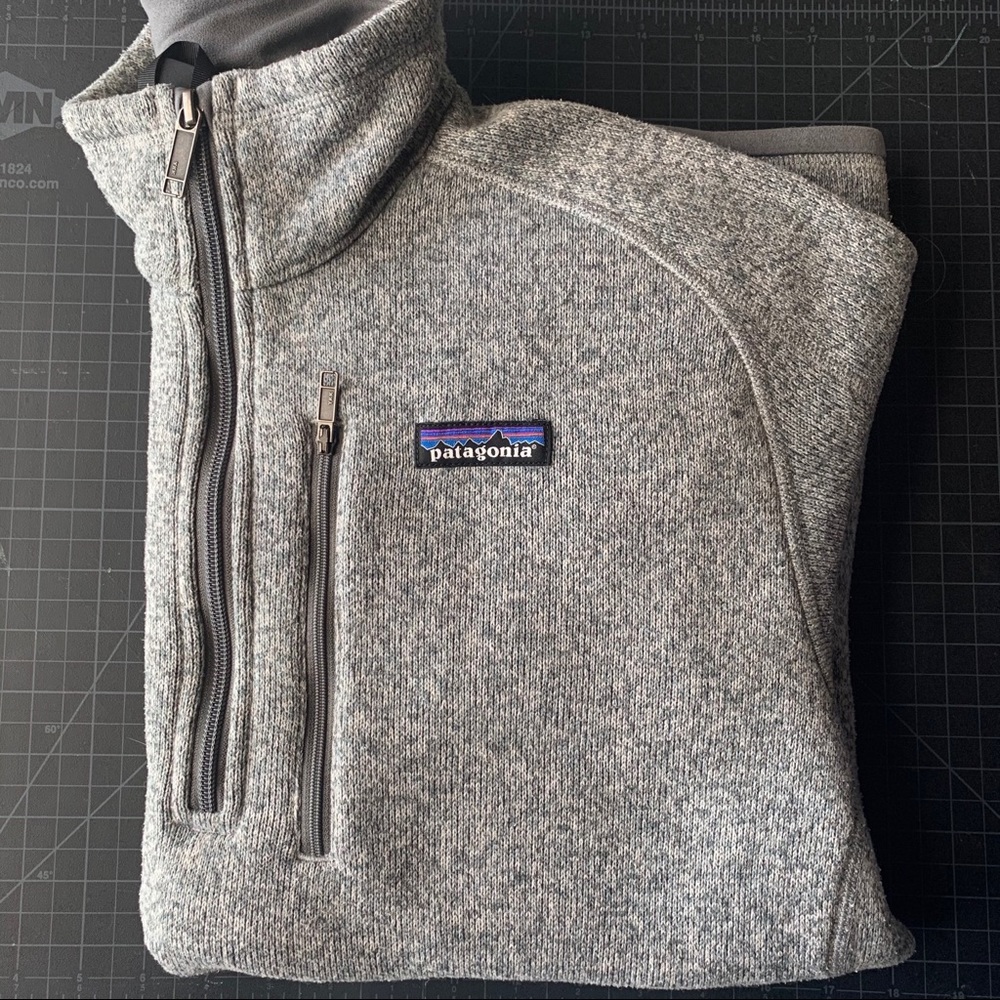 Patagonia Fleece QuarterZip Men’s Size M